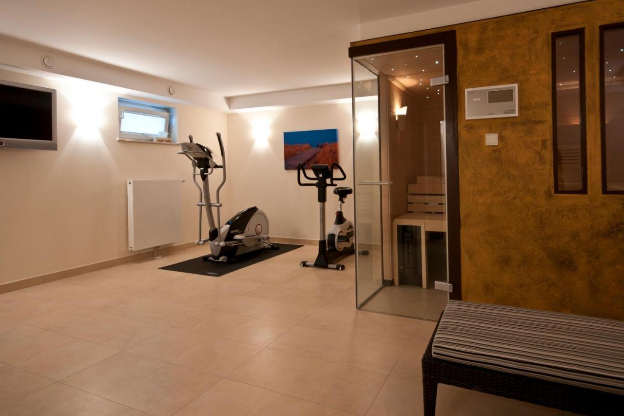 Ostsee Lodges Mit Wellnessbereich Timmendorfer Strand Exterior photo