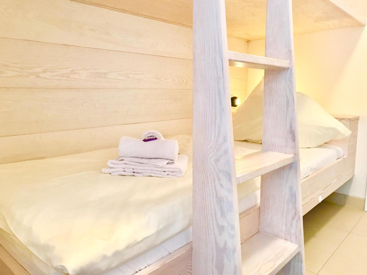 Ostsee Lodges Mit Wellnessbereich Timmendorfer Strand Exterior photo